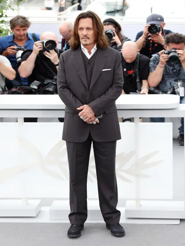 Johnny Depp in grey suit